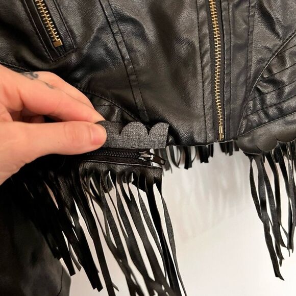 Steve Madden fringe Faux Leather Jacket Size Large - Picture 13 of 14